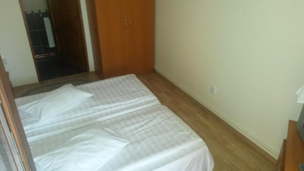 Pensiunea Adi Săpînţa Quarto foto